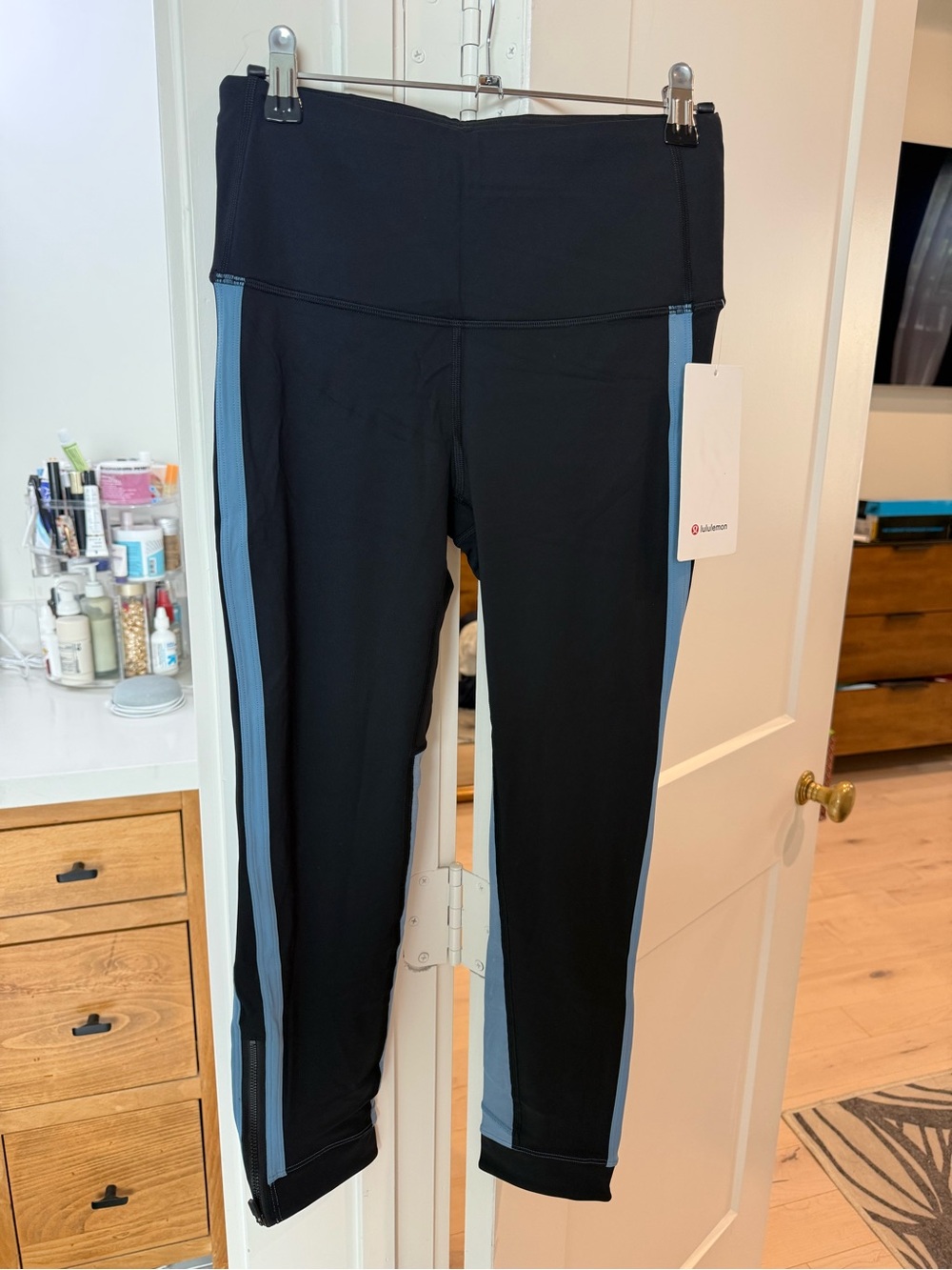 lululemon athletica Black Leggings with Light Blue Side Stripes NEW